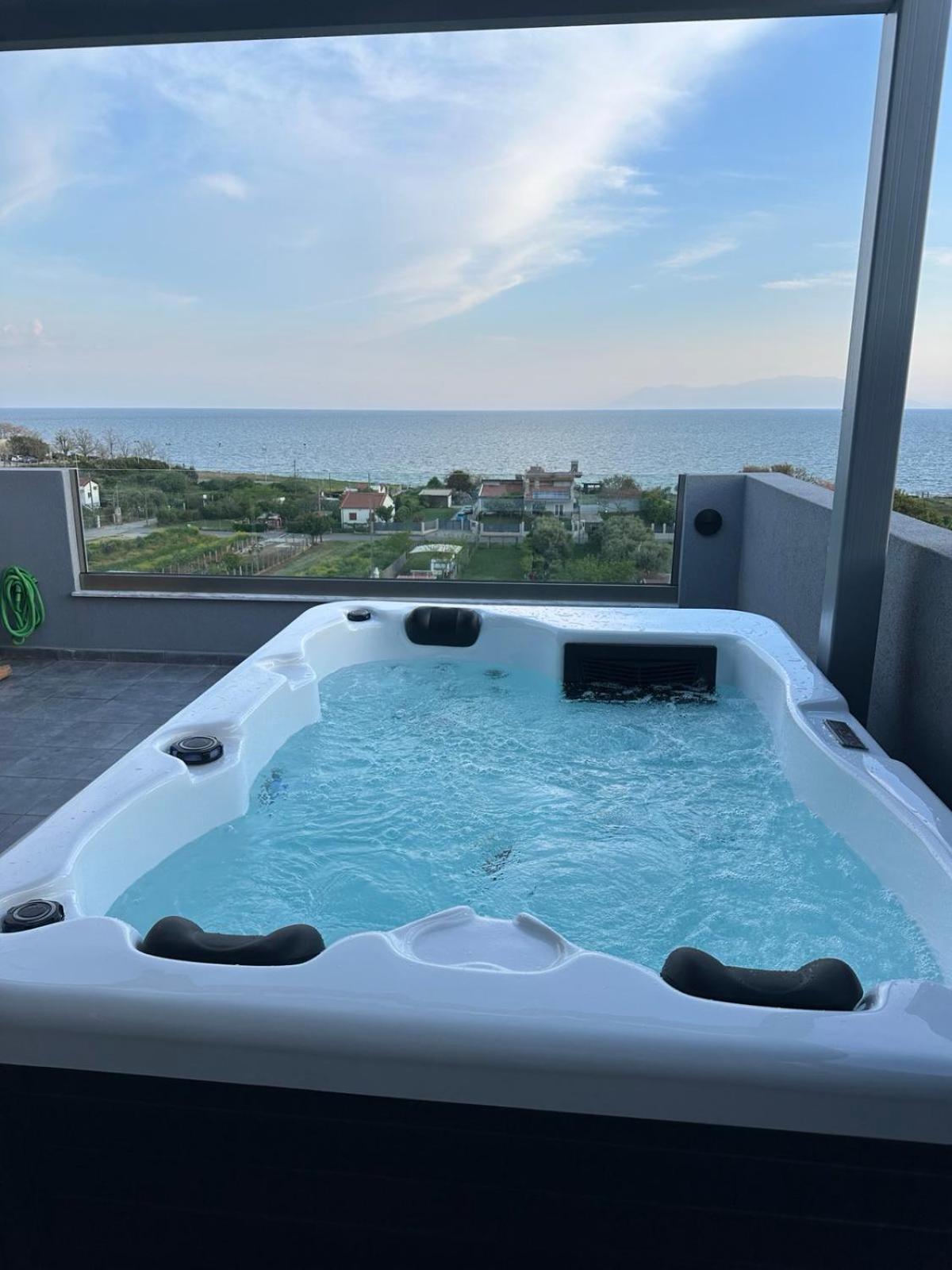 Relax Apartments Alexandroupolis Buitenkant foto
