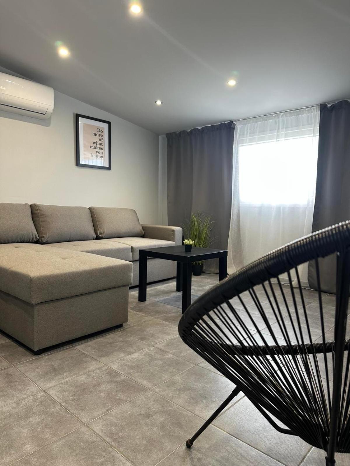 Relax Apartments Alexandroupolis Buitenkant foto